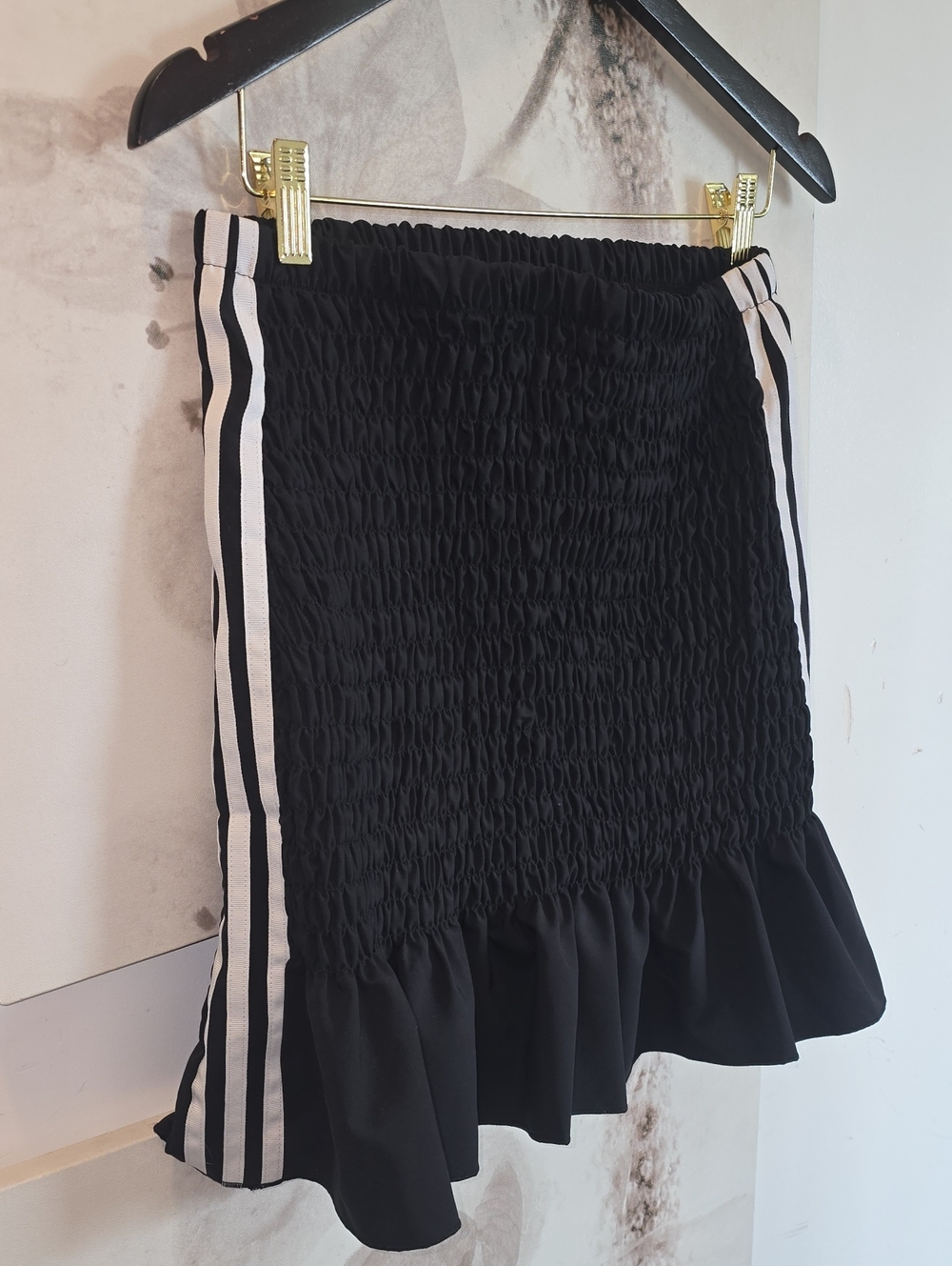 🔥Adidas Ruched Stretchy Ruffle Skirt- S - Picture 3 of 10